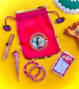 Hariyali Teej Potli (10 Piece Set)