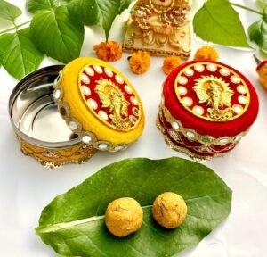 Traditional motifs Box